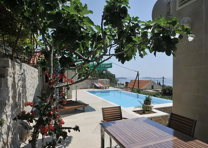 Ferienhaus Family Friendly House With A Swimming Pool Mlini, Dubrovnik - 12828