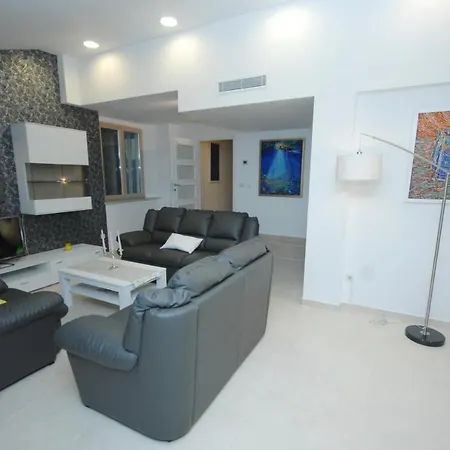 Family Friendly House With A Swimming Pool Mlini, Dubrovnik - 12828 Mlini